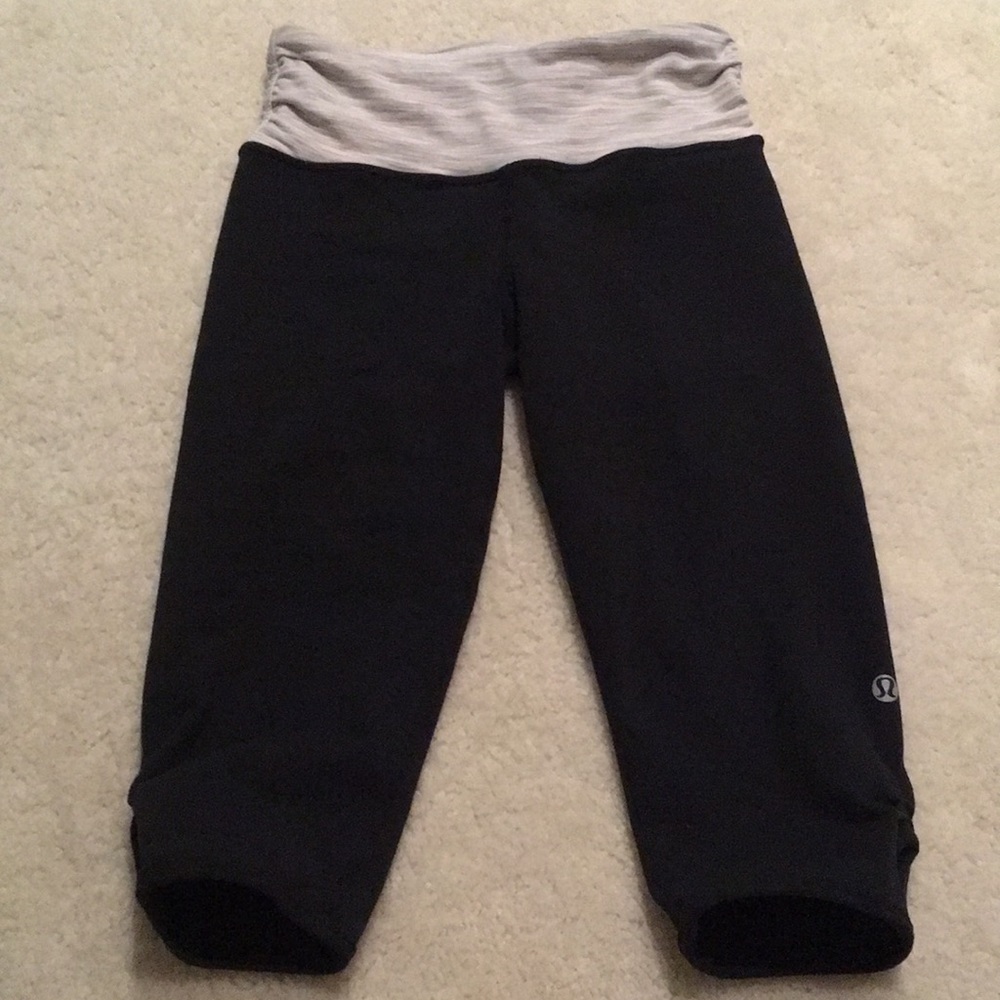 Lululemon cropped leggings